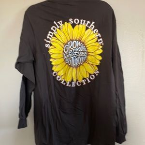 •NWOT SIMPLY SOUTHERN SHIRT•